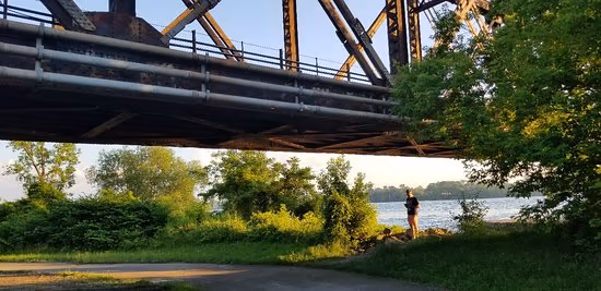 Broderick Park photo 2